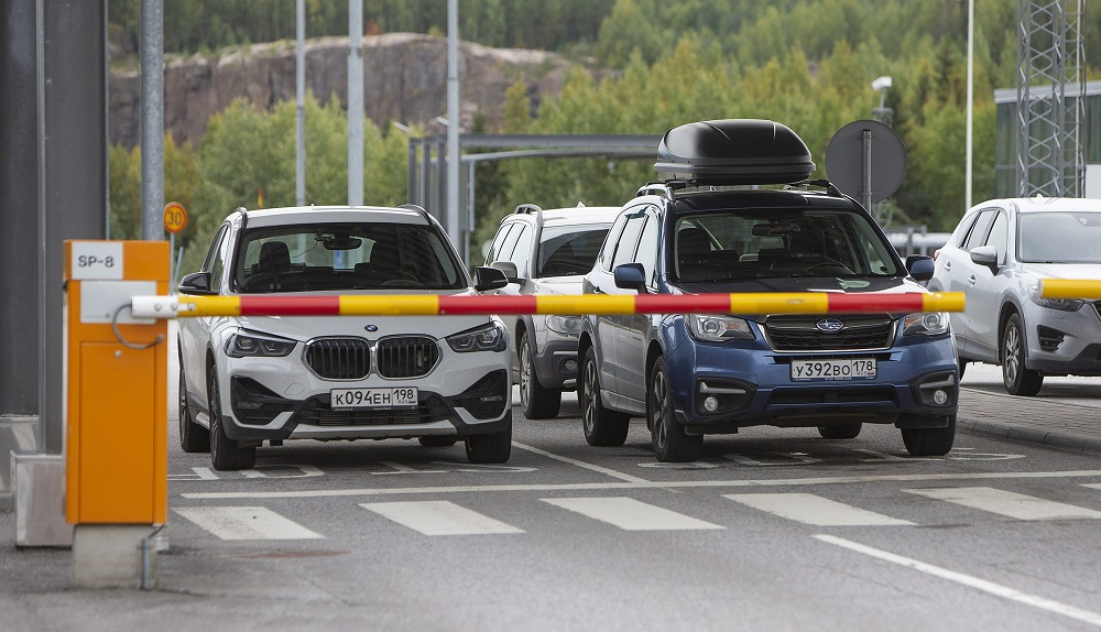 Finlanda mbyll kufijte per turistet ruse nga mbremja e sotme